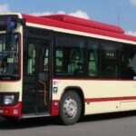 長電バス、路線バスにVisaのタッチ決済とQR決済を導入