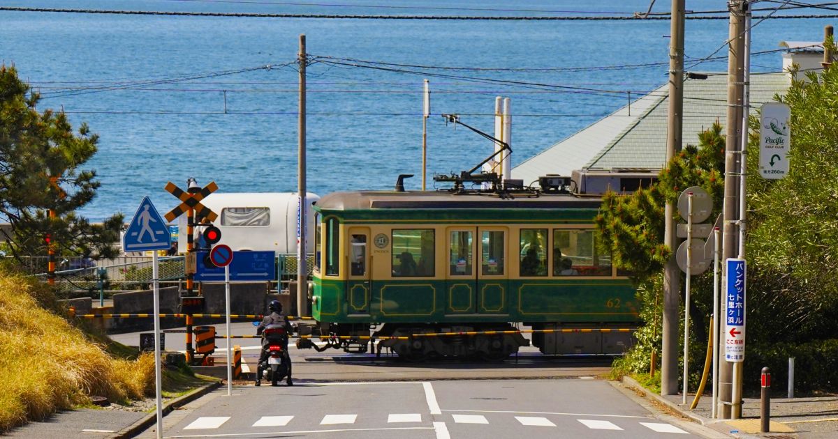 江ノ島電鉄、電子チケットのQRコードによる乗車を開始